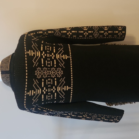 Made in Italy trendy sweater coat, black/camel size small - Picture 4 of 7